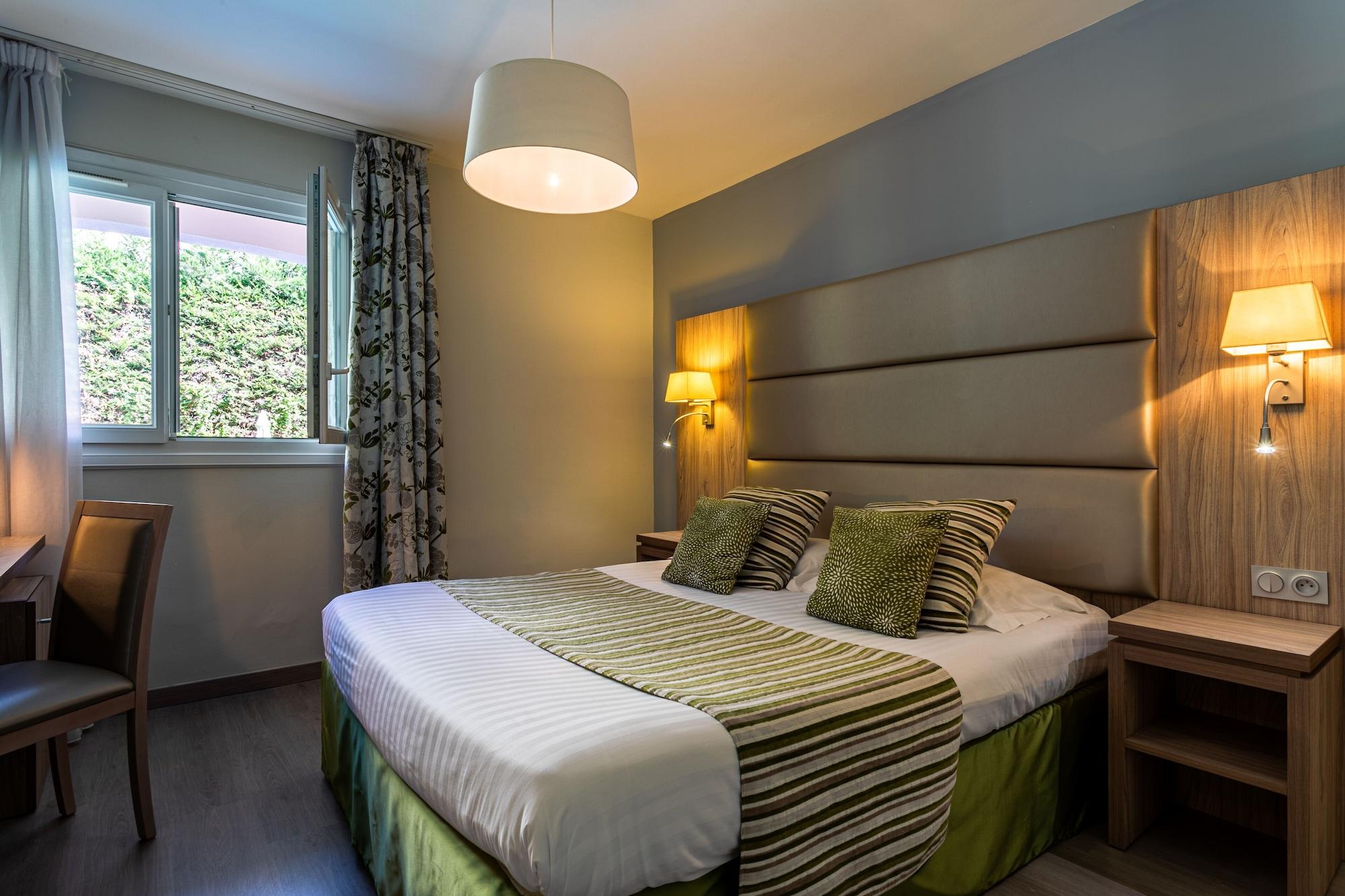 Hotel Mireille Αρλ Εξωτερικό φωτογραφία