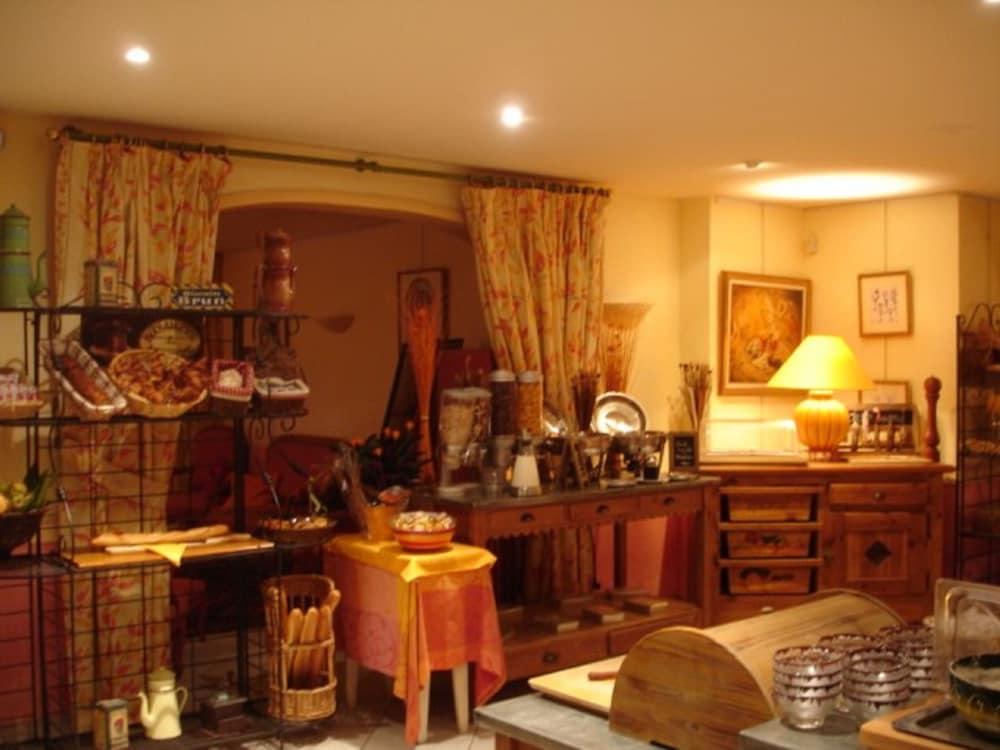 Hotel Mireille Αρλ Εξωτερικό φωτογραφία