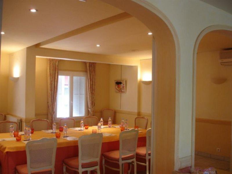 Hotel Mireille Αρλ Εξωτερικό φωτογραφία