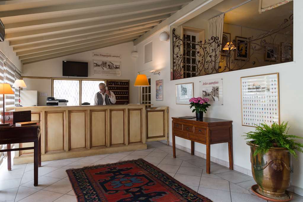 Hotel Mireille Αρλ Εσωτερικό φωτογραφία