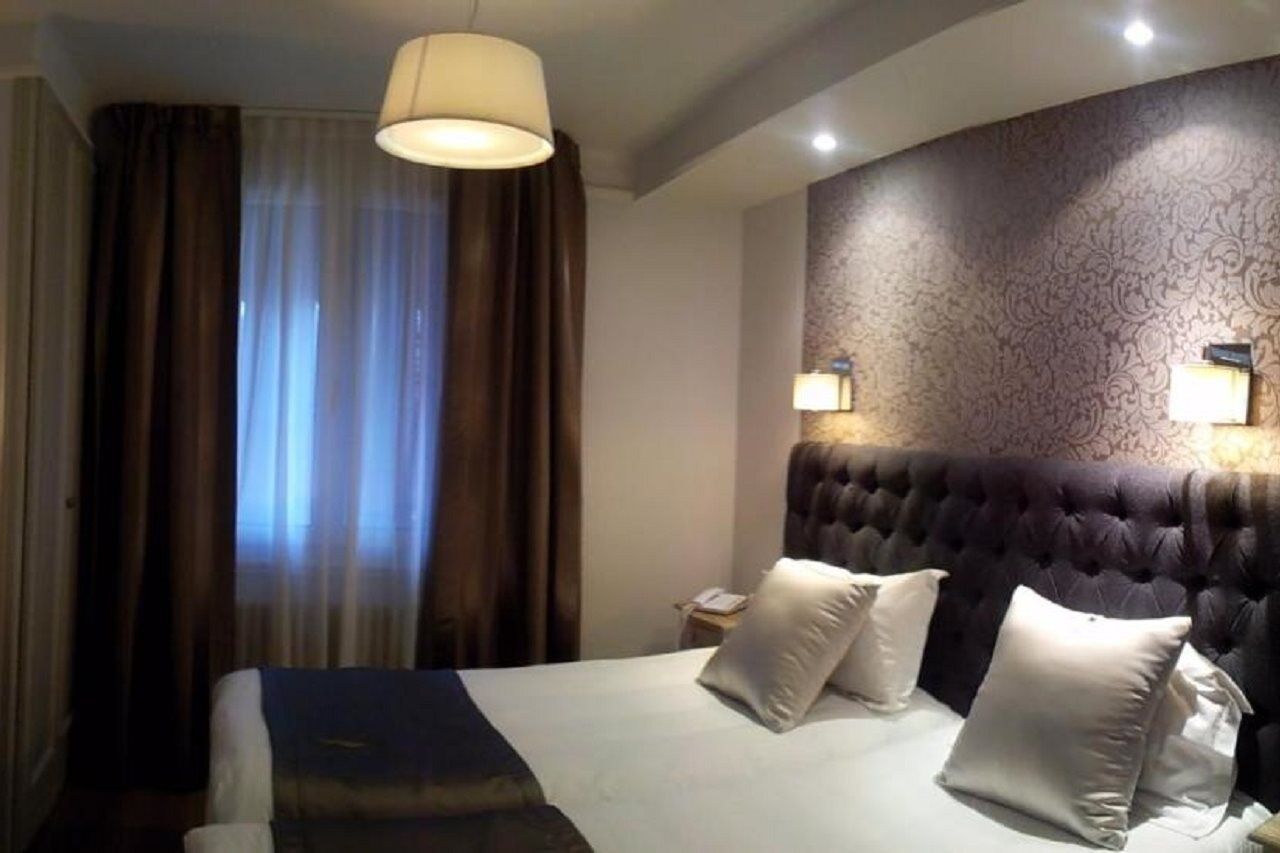 Hotel Mireille Αρλ Εξωτερικό φωτογραφία